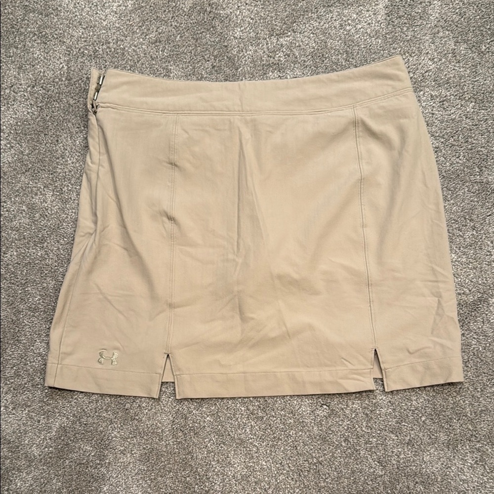 Under Armour- Tan Golf Skort, size 8